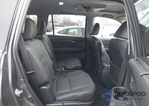 2022 Honda Pilot Awd Touring 7 Passenger z USA, uszkodzony, nr VIN 5FNYF6H64NB001352